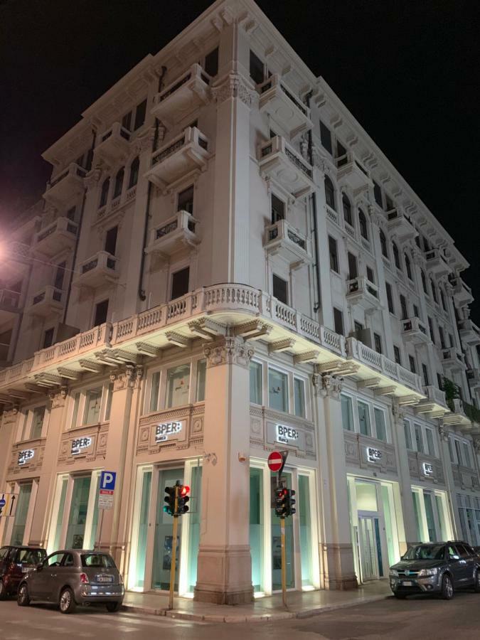 Berga Exclusive Suite 3 Bari Exterior foto